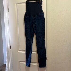 Indigo Blue Maternity Women’s blue jeans, size small long, inseam 30 inches.